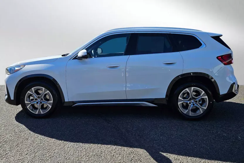 2025 Bmw X1 XDrive28i photo 1
