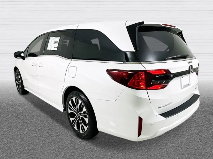 2026 Honda Odyssey Elite photo 1