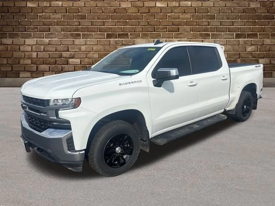 2021 Chevrolet Silverado 1500 LT photo 1