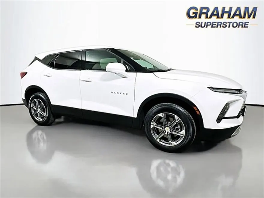 2023 Chevrolet Blazer 2LT photo 1