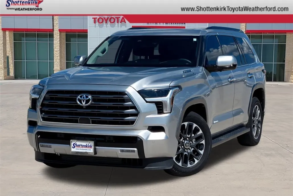 2023 Toyota Sequoia Limited photo 1