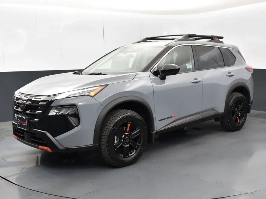 2026 Nissan Rogue SV photo 1