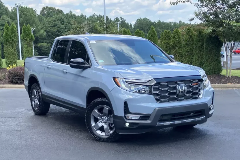 2024 Honda Ridgeline TrailSport photo 1