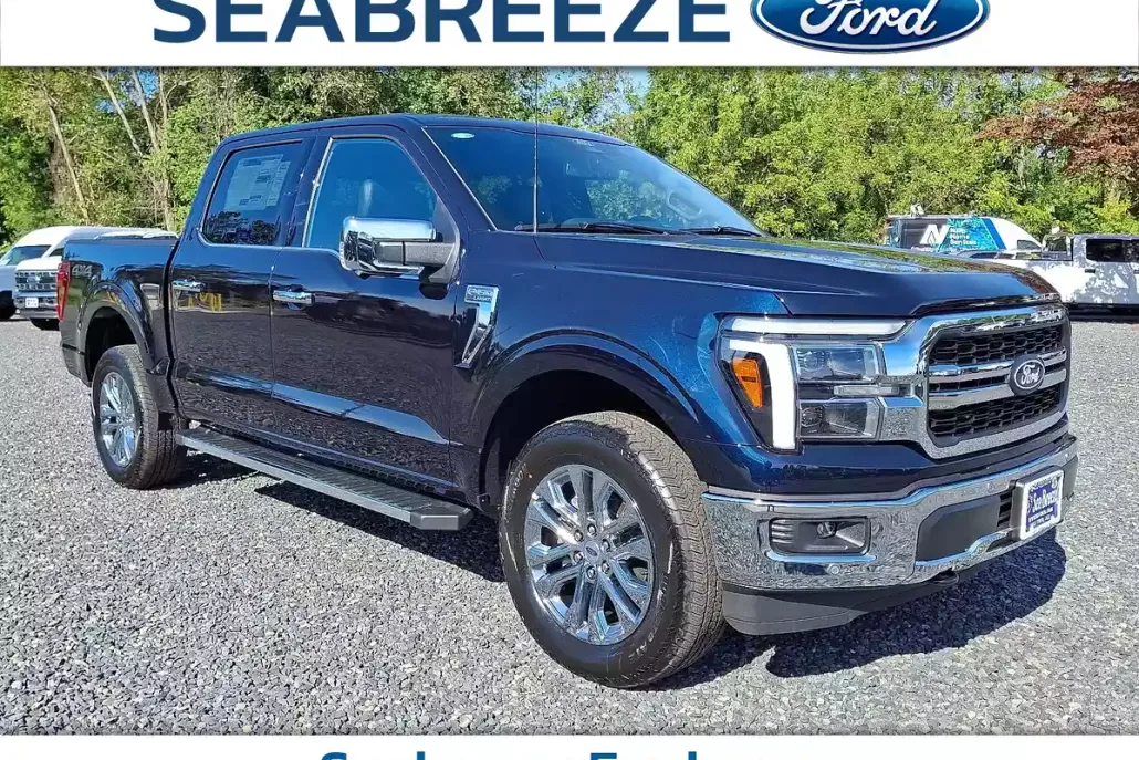 2025 Ford F-150 Lariat photo 1