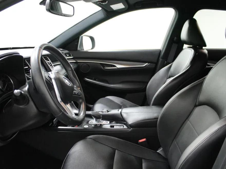 2022 Infiniti QX50 Luxe AWD photo 1