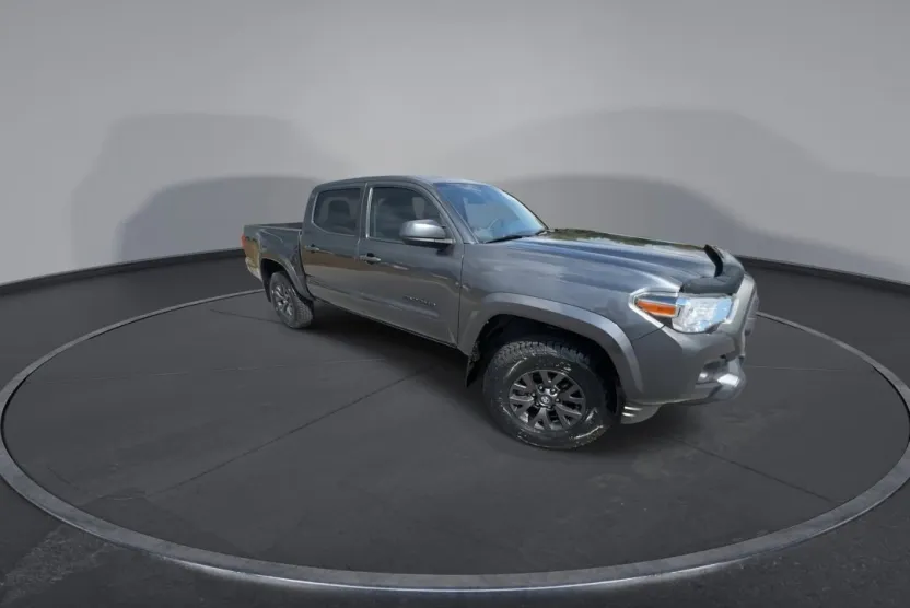 2022 Toyota Tacoma SR5 4x4 V6 photo 1