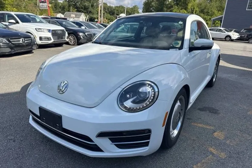 2018 Volkswagen Beetle Coast photo 1