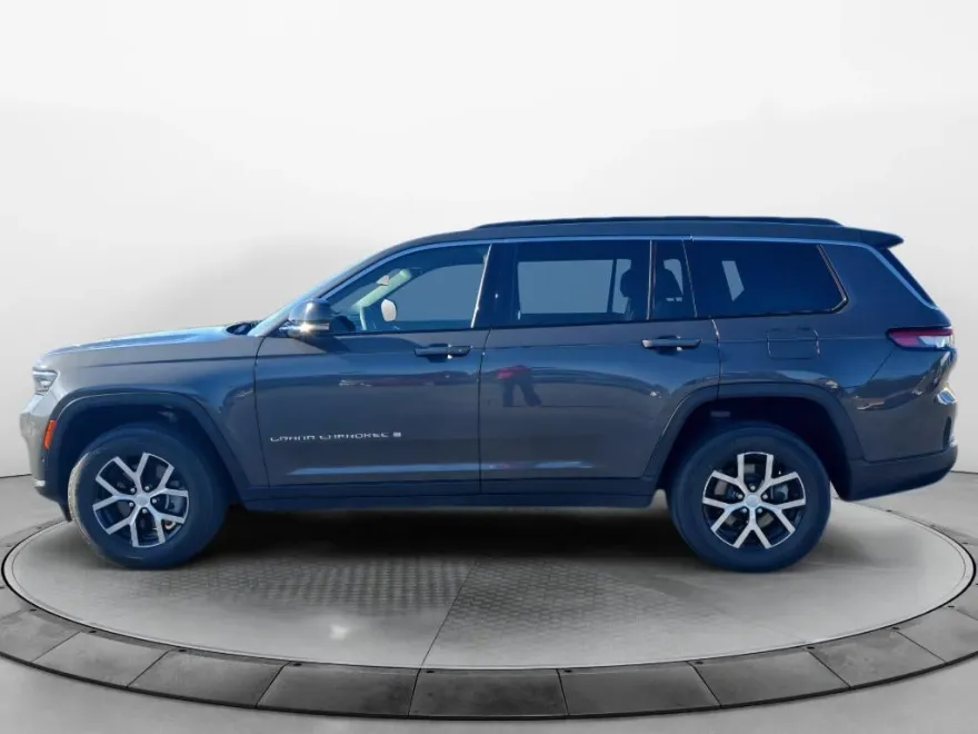 2024 Jeep Grand Cherokee L Sport photo 1