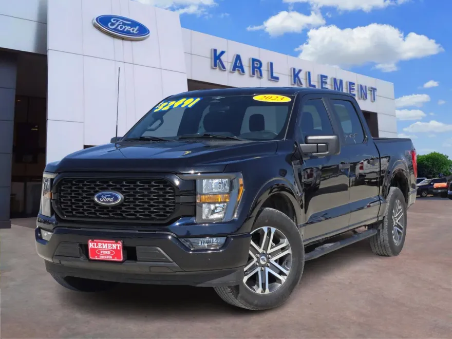 2023 Ford F-150 XL photo 1