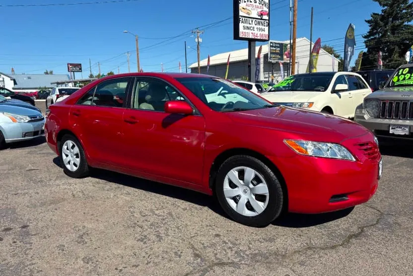 2007 Toyota Camry LE photo 1