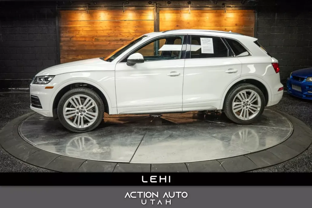 2019 Audi Q5 Premium Plus photo 1