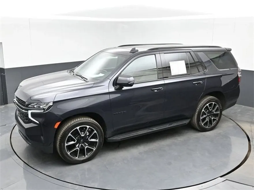 2022 Chevrolet Tahoe RST photo 1
