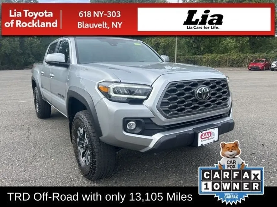 2023 Toyota Tacoma TRD Off-Road 4x4 photo 1