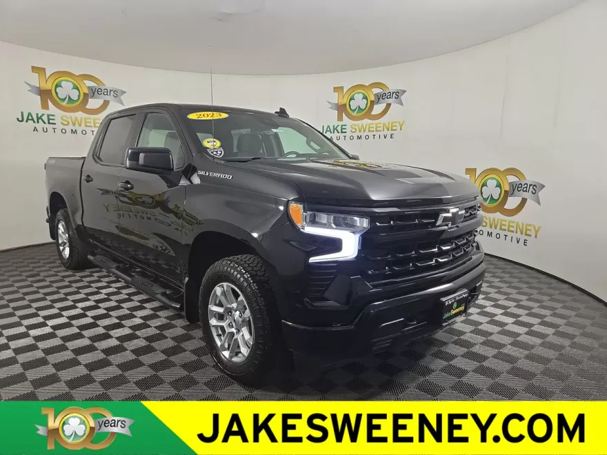 2023 Chevrolet Silverado 1500 RST photo 1