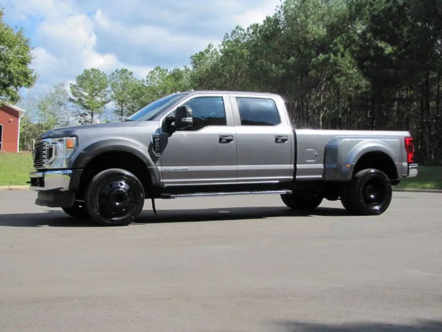2022 Ford F-450 photo 1