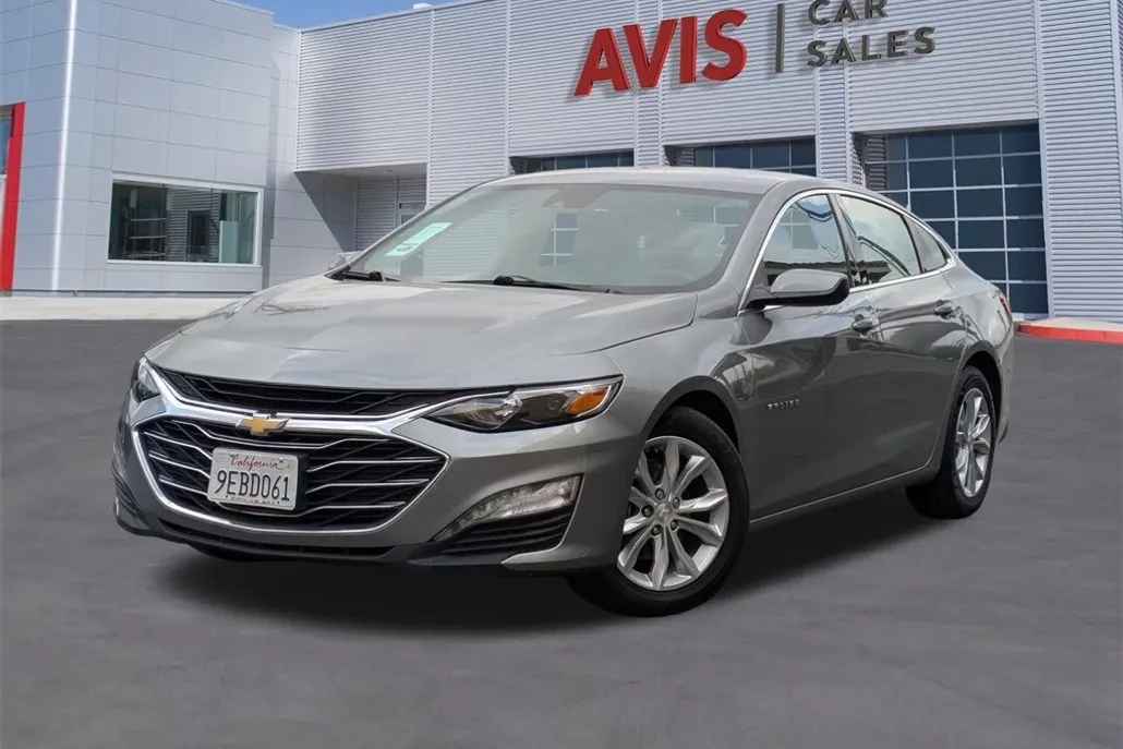 2023 Chevrolet Malibu 1LT photo 1