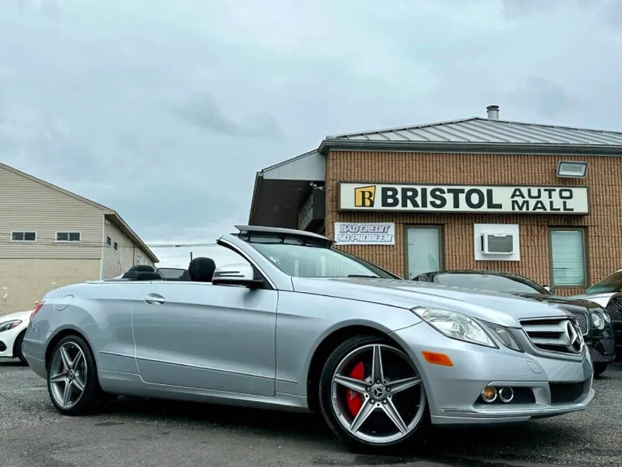 2011 Mercedes Benz E 350 photo 1