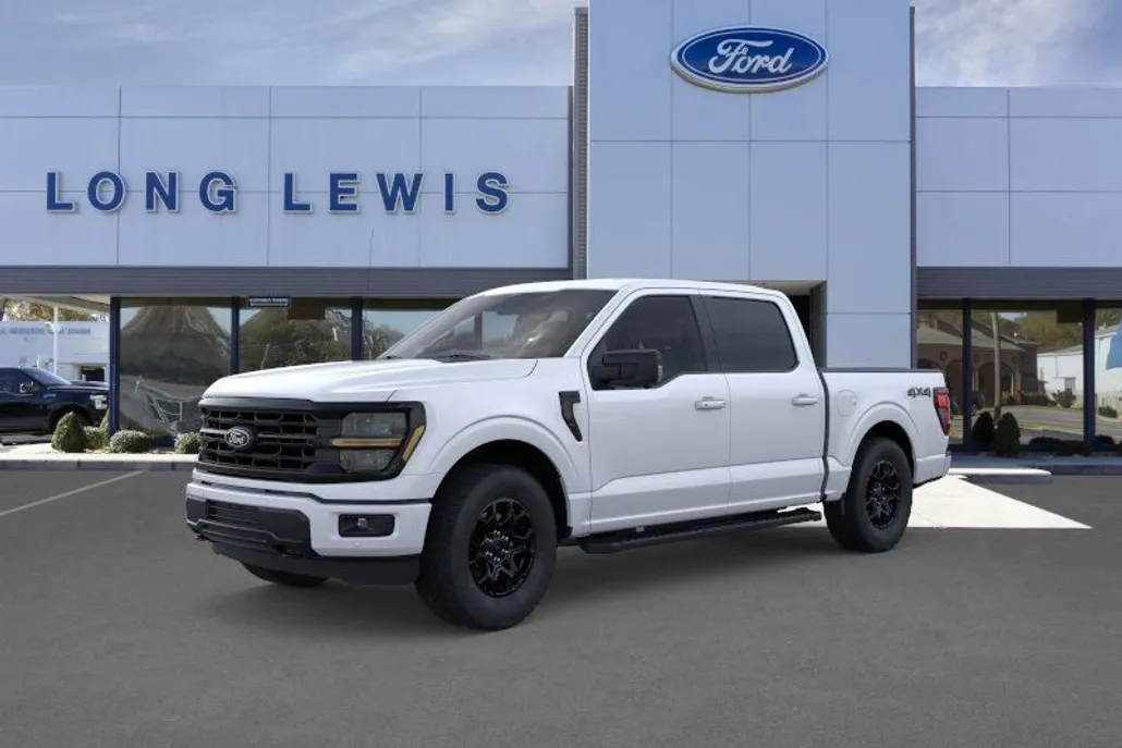 2025 Ford F-150 XLT photo 1