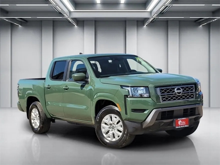 2022 Nissan Frontier SV photo 1