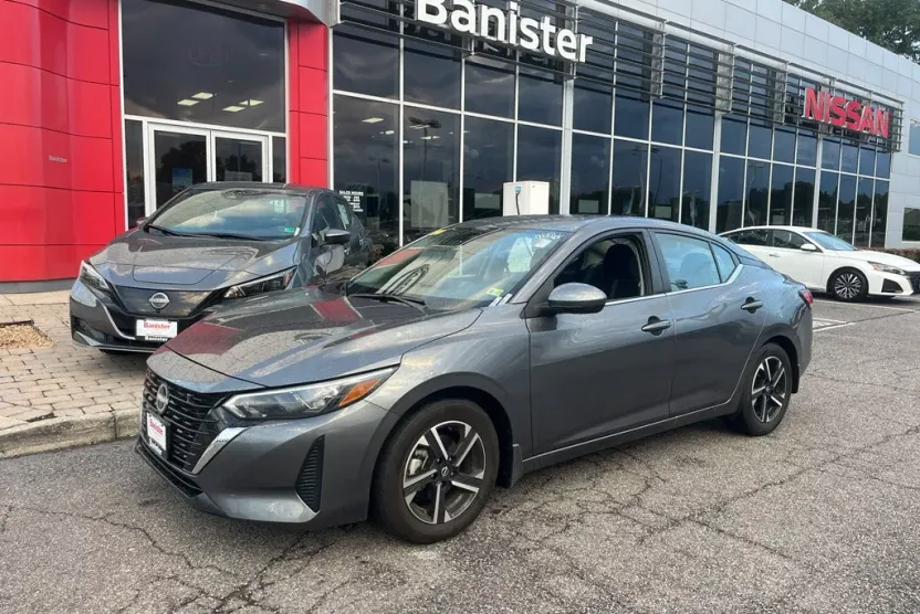 2025 Nissan Sentra SV photo 1