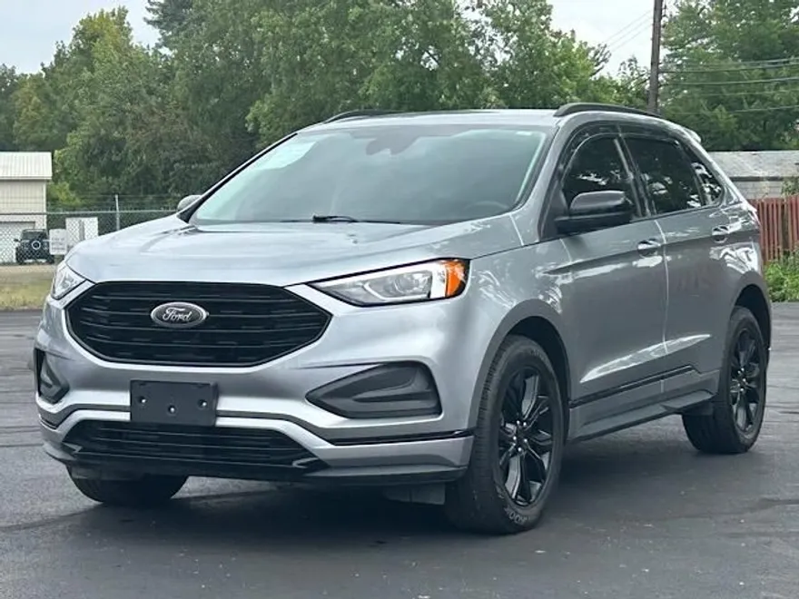 2023 Ford Edge SE photo 19