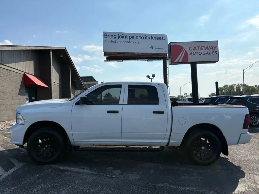 2015 Ram 1500 Express photo 1