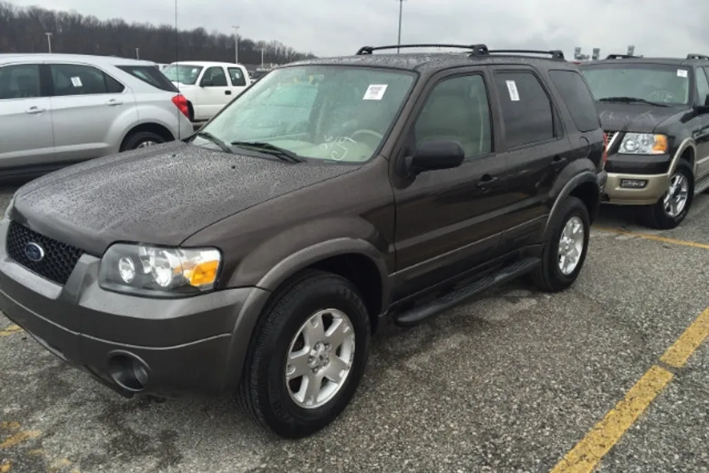 2006 Ford Escape XLT photo 1