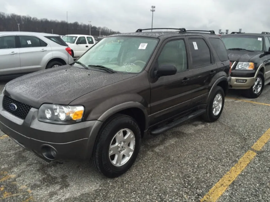 2006 Ford Escape XLT photo 1