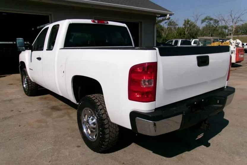 2011 Chevrolet Silverado 2500HD Work Truck photo 1