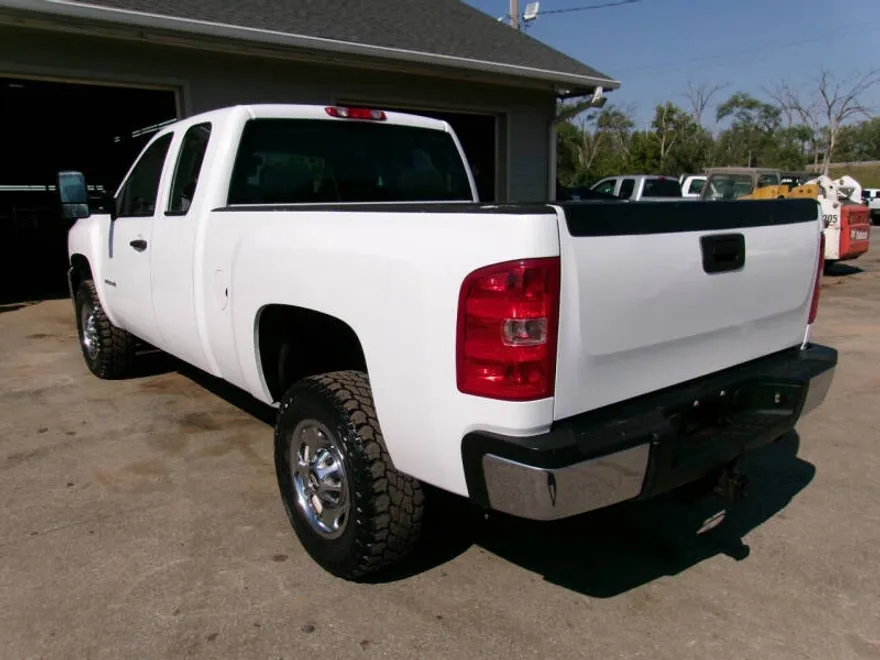 2011 Chevrolet Silverado 2500HD Work Truck photo 1