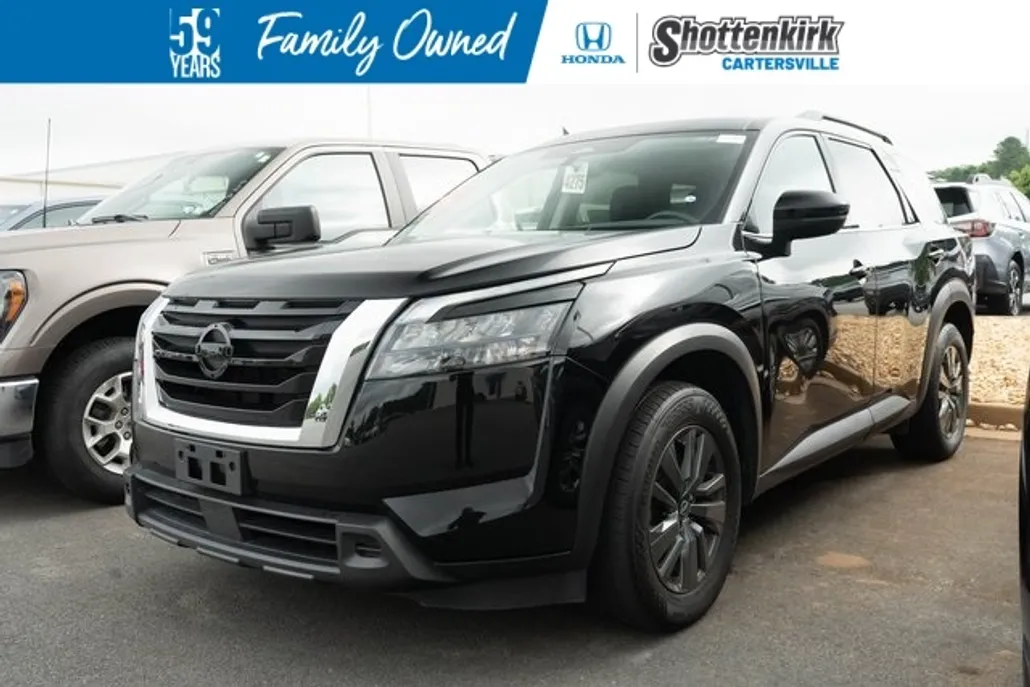 2024 Nissan Pathfinder SV photo 1