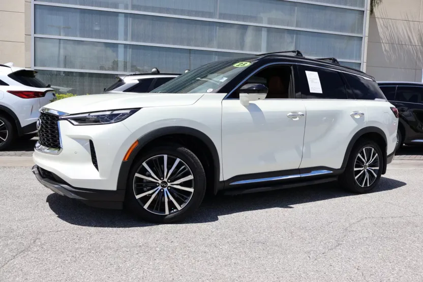 2023 Infiniti QX60 Autograph photo 1