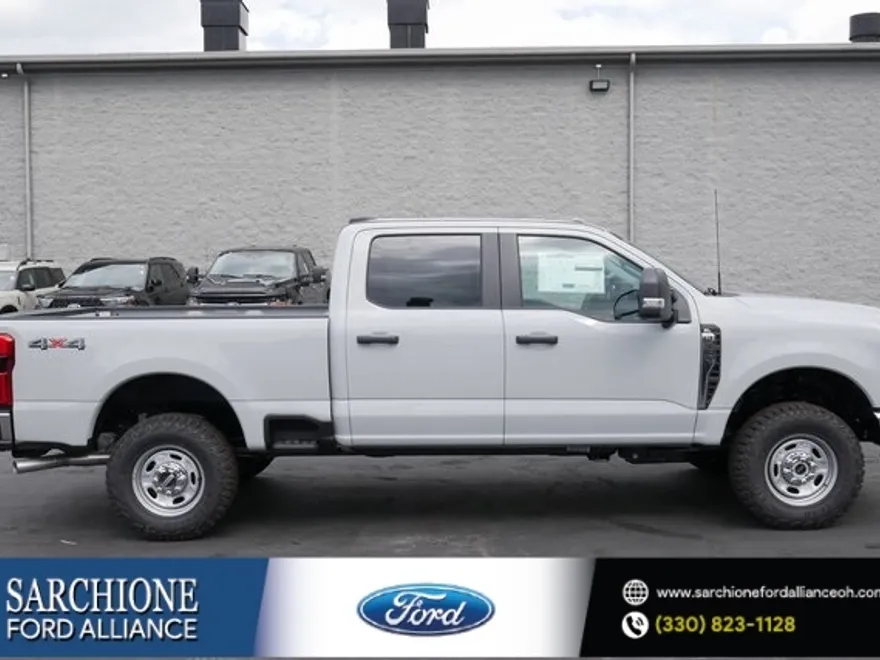 2025 Ford F-350 photo 1
