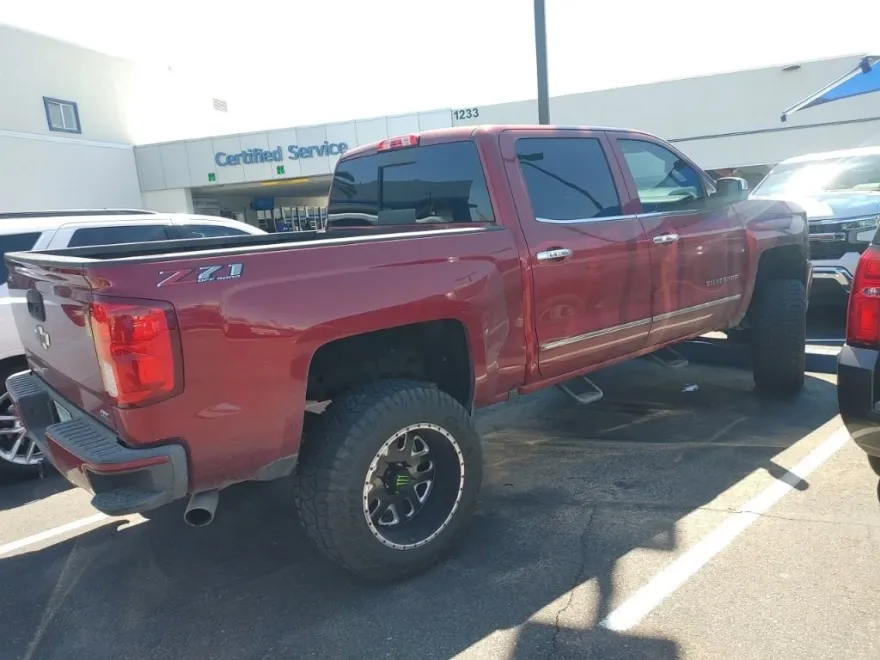 2018 Chevrolet Silverado 1500 LTZ photo 1