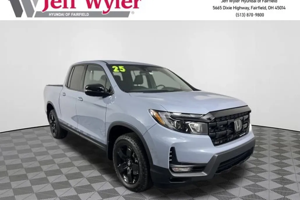 2025 Honda Ridgeline Black Edition photo 1