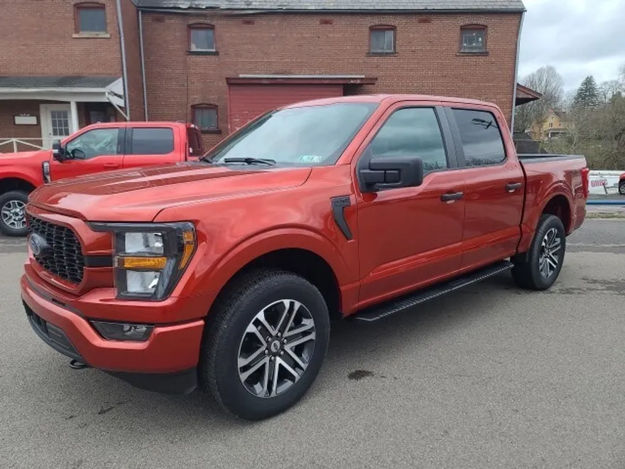2023 Ford F-150 XL STX photo 1