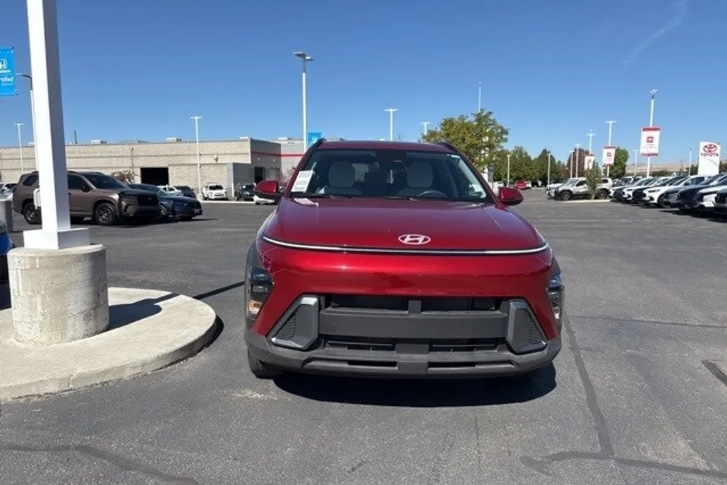 2024 Hyundai Kona SEL photo 1