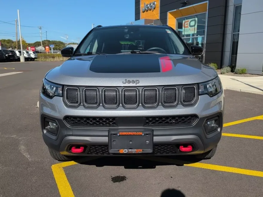 2022 Jeep Compass Trailhawk photo 1