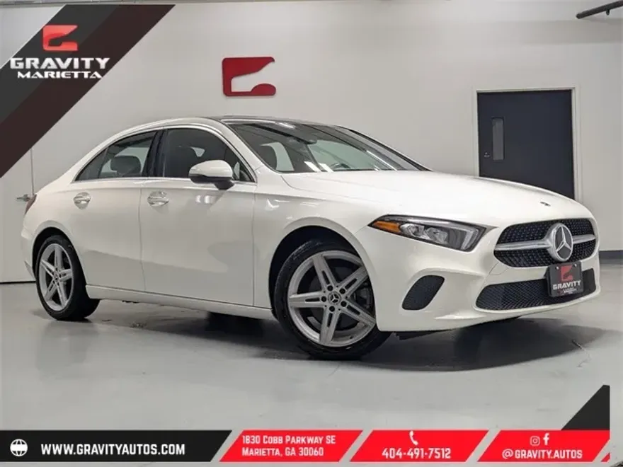 2022 Mercedes Benz A 220 4MATIC photo 1