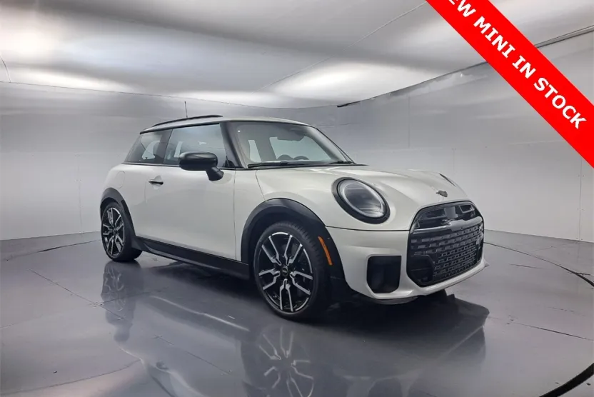 2026 Mini Cooper 2 Door Hardtop S Iconic photo 1