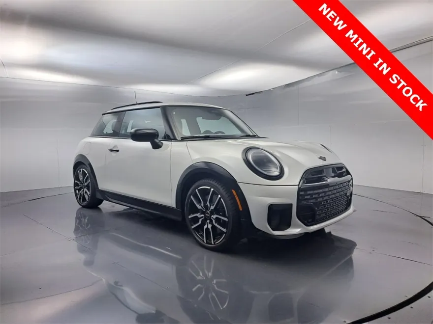2026 Mini Cooper 2 Door Hardtop S Iconic photo 1
