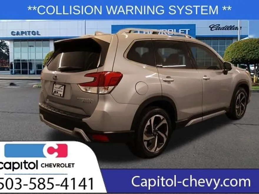 2022 Subaru Forester Touring photo 1