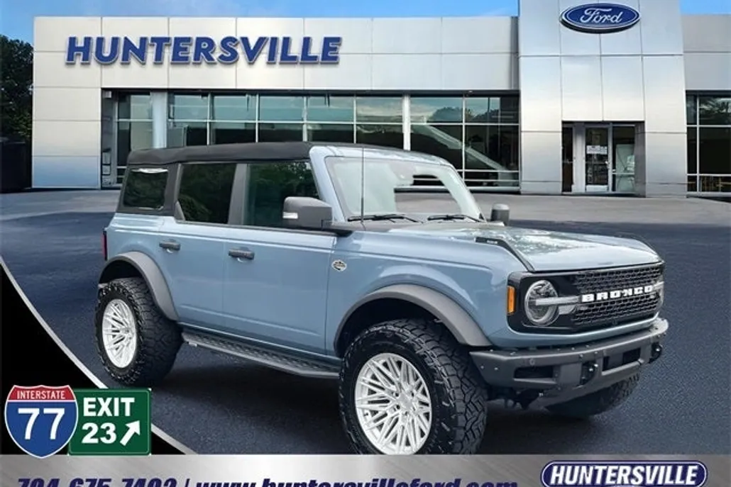 2023 Ford Bronco Wildtrak photo 1
