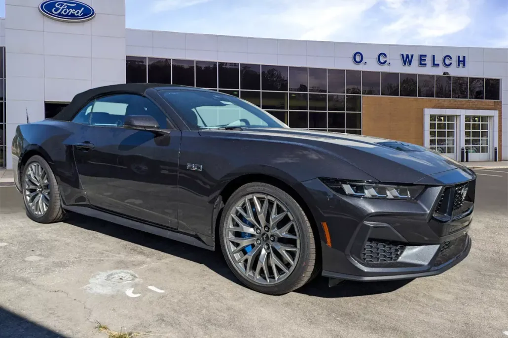 2024 Ford Mustang GT Premium Convertible photo 1