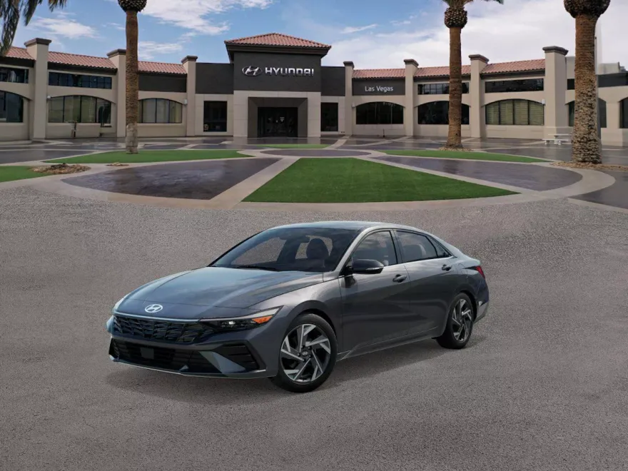 2025 Hyundai Elantra Limited photo 1
