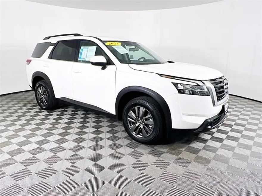 2022 Nissan Pathfinder SV photo 1