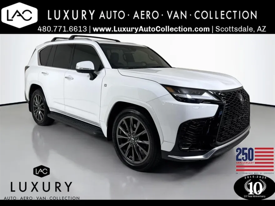 2023 Lexus LX 600 F SPORT photo 1