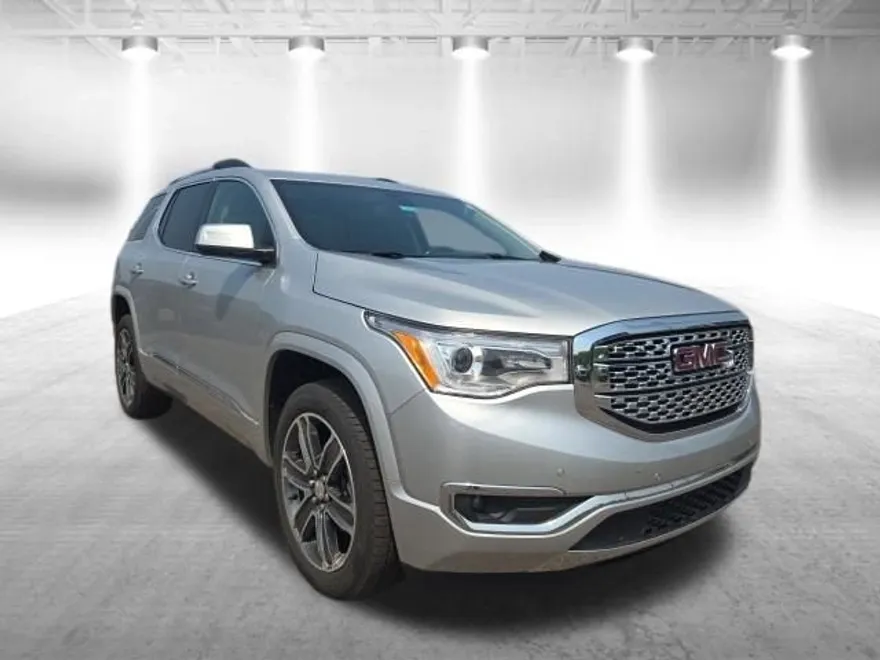 2019 Gmc Acadia Denali photo 1