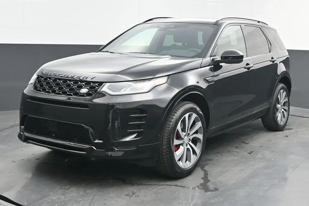 2024 Land Rover Discovery Sport Dynamic SE photo 1