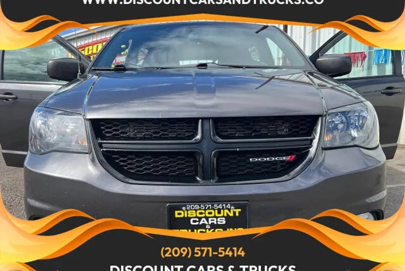 2018 Dodge Grand Caravan SE photo 1